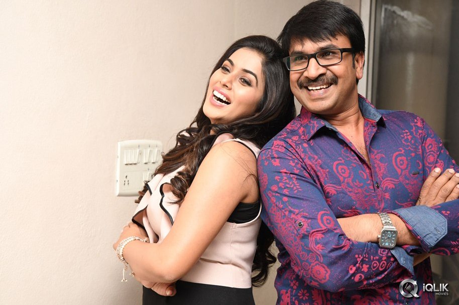 Jayammu-Nischayammu-Raa-Movie-Success-Meet